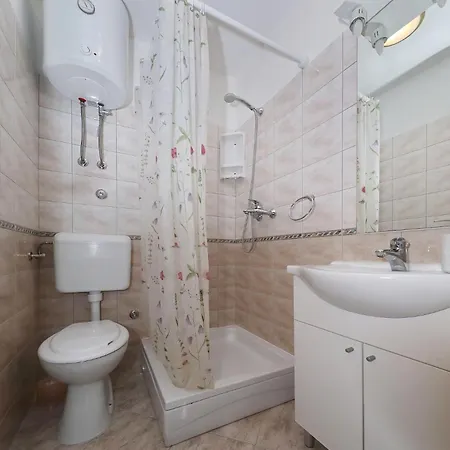 Apartamento Marko Sukošan