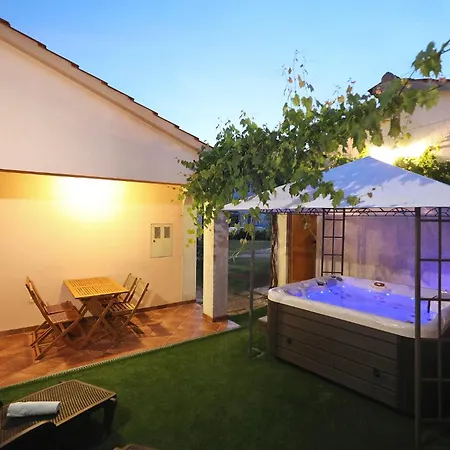 Marko Apartment *